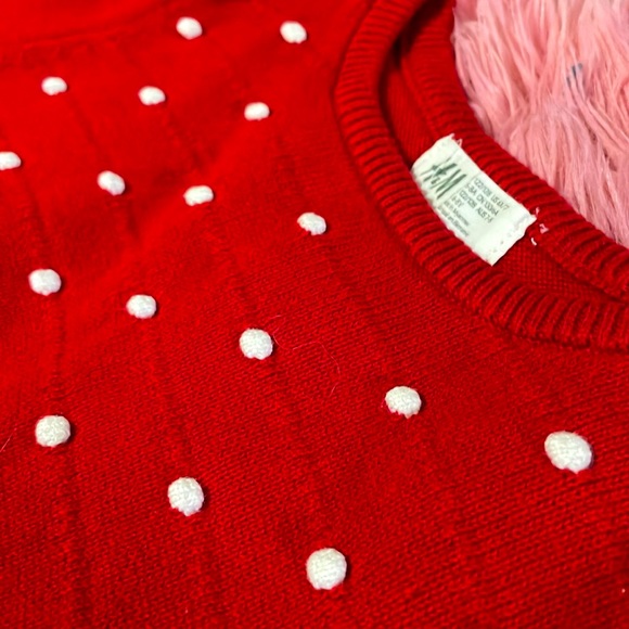 Girls red sweater - Picture 3 of 3